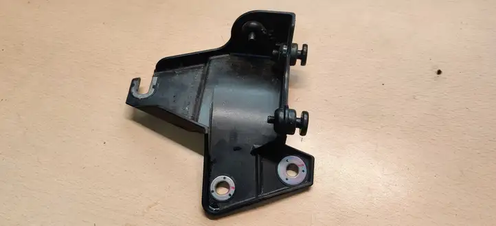 Chevrolet Trax (2013 - 2017) ESC1 Кронштейн блока ABS — фото 1