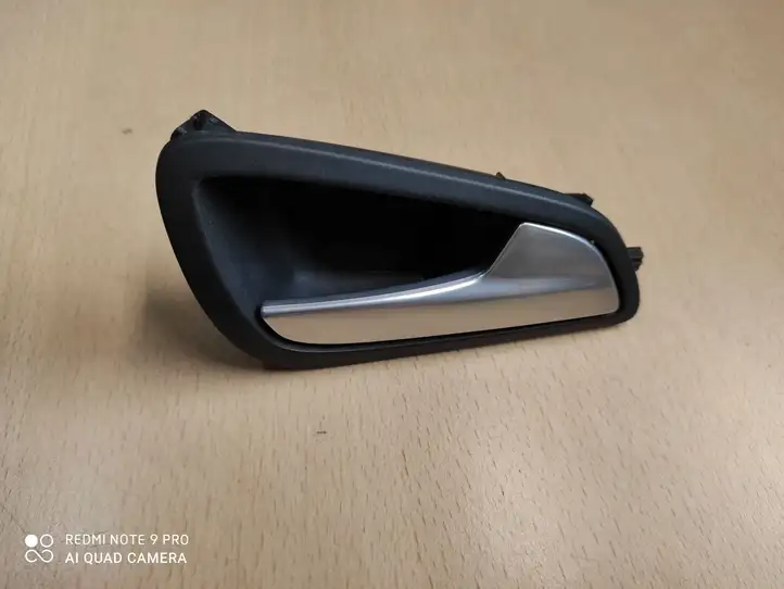 Ford Focus (2015 - 2019) AM51U22600 Внутренняя ручка двери — фото 1
