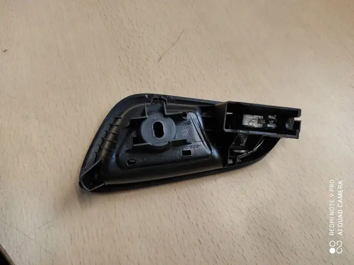Ford Focus (2015 - 2019) AM51U22600 Внутренняя ручка двери — фото 3