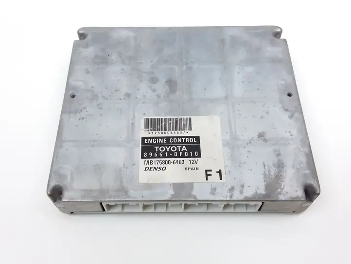 Toyota Corolla Verso AR10 (2004 - 2009) 896610F010 Блок управления двигателем (ЭБУ) — фото 1