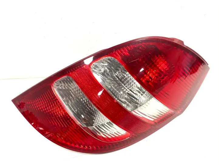 Mercedes-Benz A W169 (2004 - 2012) A1698200464 Задний фонарь в кузове — фото 5