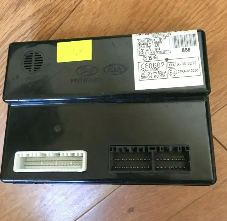Kia Ceed (2006 - 2010) 97RA010056 Модуль комфорта — фото 2