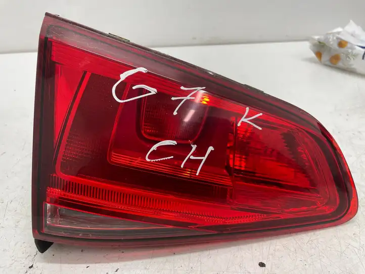 Volkswagen Golf VII (2013 - 2019) 5G0945093AD Задний фонарь в крышке багажника — фото 1