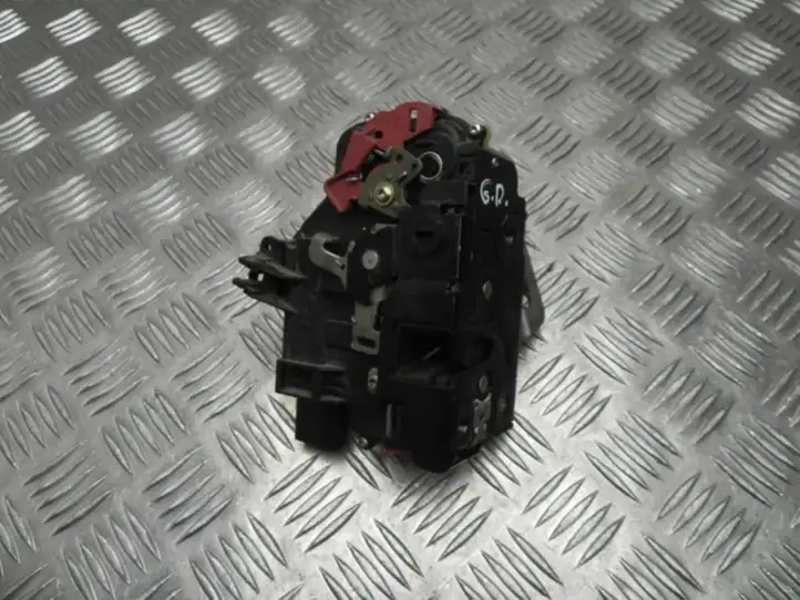 Audi A4 S4 B6 8E 8H (2000 - 2006) 8E0839016D Замок задней двери — фото 2