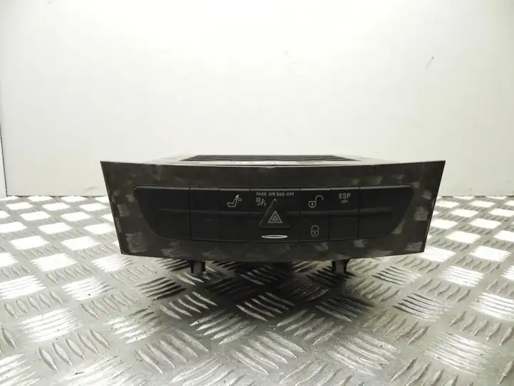 Mercedes-Benz E W211 (2002 - 2009) A2116300552 Другие включатели / ручки/ переключатели — фото 1