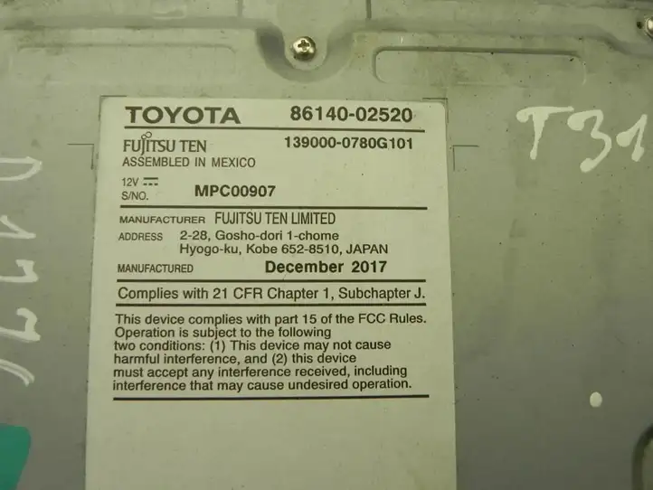 Toyota Corolla E160 E170 (2013 - ) 8614002520 Магнитола / мультимедийная система — фото 2