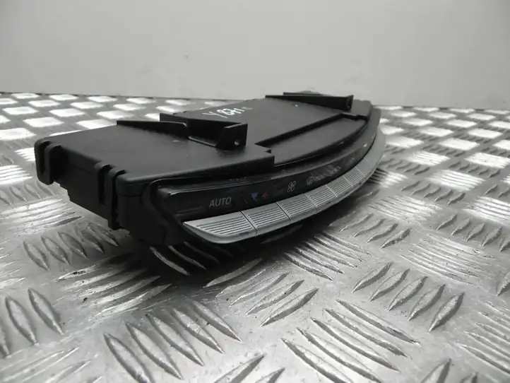 Mercedes-Benz S W221 (2005 - 2013) A2218700151 Блок управления климат-контролем — фото 2