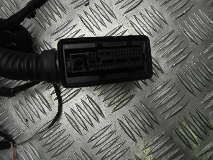 BMW X1 F48 F49 (2015 - 2022) 8797551 Прочая электропроводка — фото 2