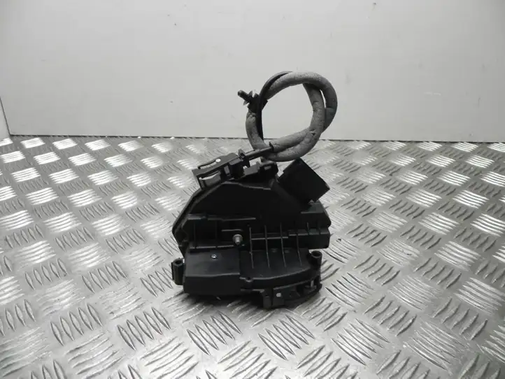 Ford Focus (2011 - 2015) BM5AA26412AF Замок задней двери — фото 1