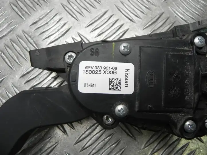 Nissan Navara D40 (2004 - 2015) 180025X00B Педаль акселератора — фото 3