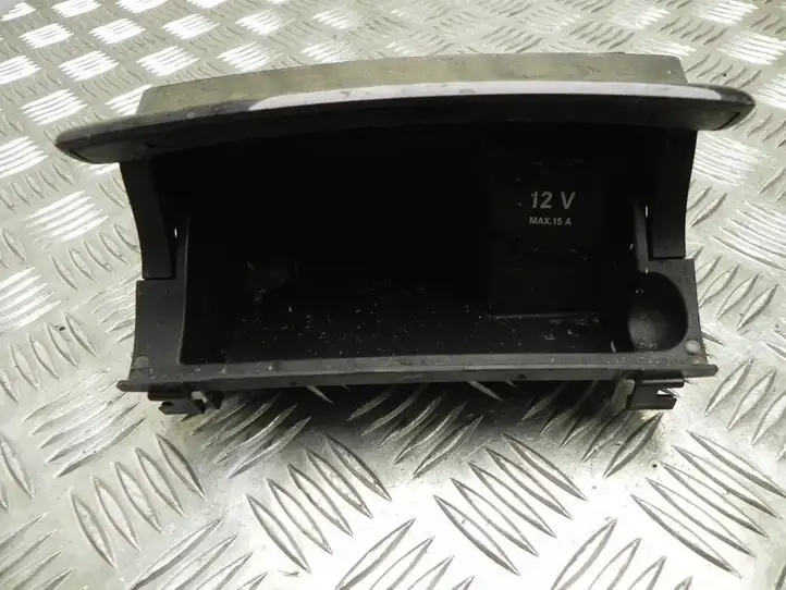 Mercedes-Benz E W211 (2002 - 2009) A2116802852 Пепельница — фото 2