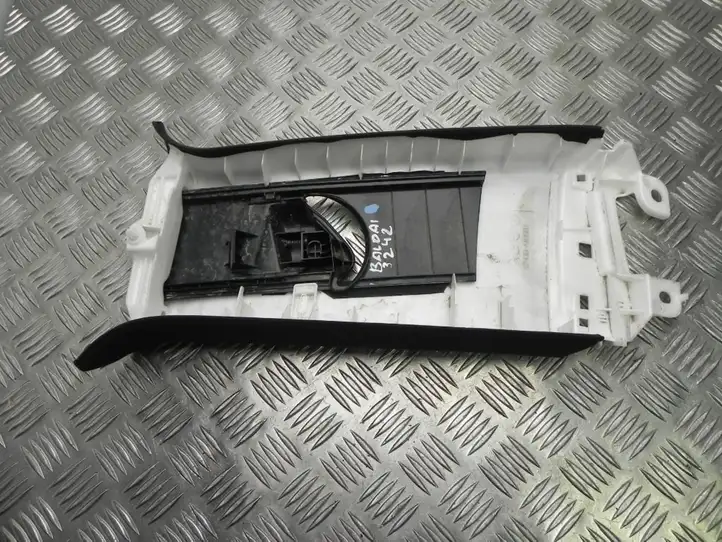 Lexus RX 450H (2015 - 2019) 6241048100 Верхняя обшивка стойки B — фото 2