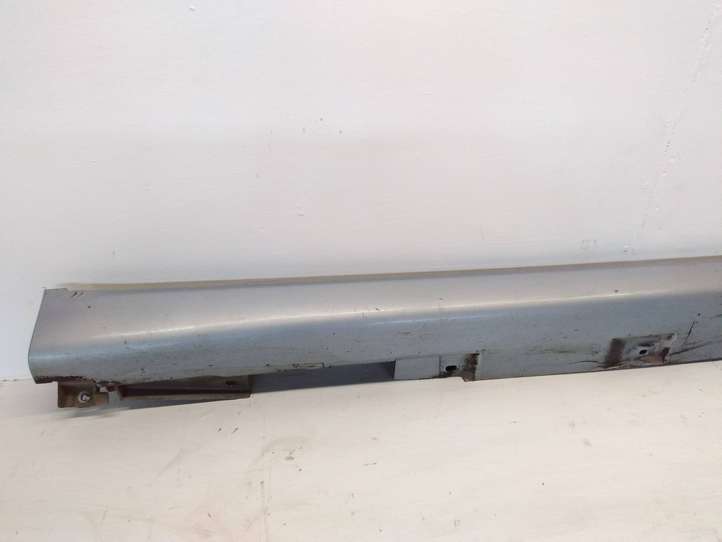 Toyota Corolla Verso AR10 (2004 - 2009)  758510F010 Порог