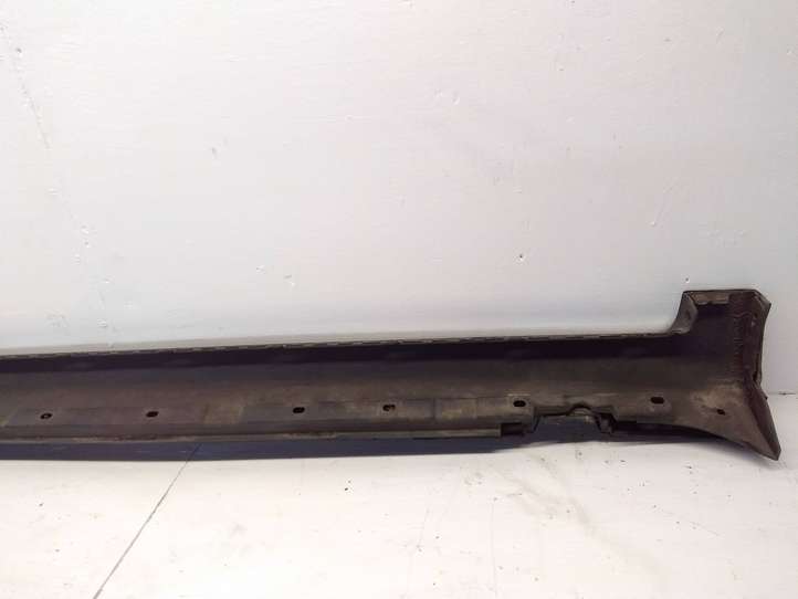Audi A4 (2000 - 2006)  8E0853859 Порог