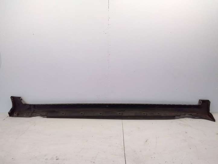 Audi A4 (2000 - 2006)  8E0853859 Порог