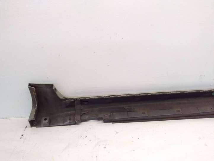 Audi A4 (2000 - 2006)  8E0853859 Порог