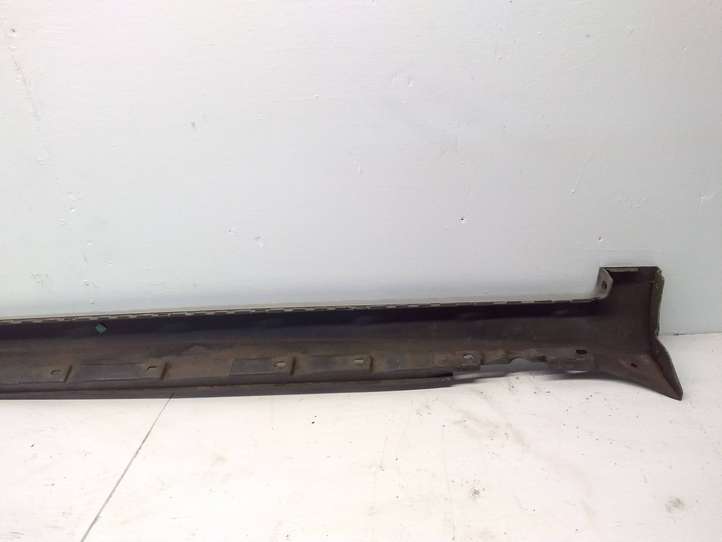 Audi A4 (2000 - 2006)  8E0853859 Порог