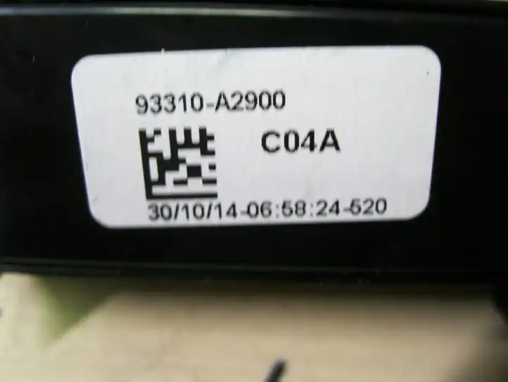 Kia Ceed (2012 - 2015) 93310A2900 Другие включатели / ручки/ переключатели — фото 2