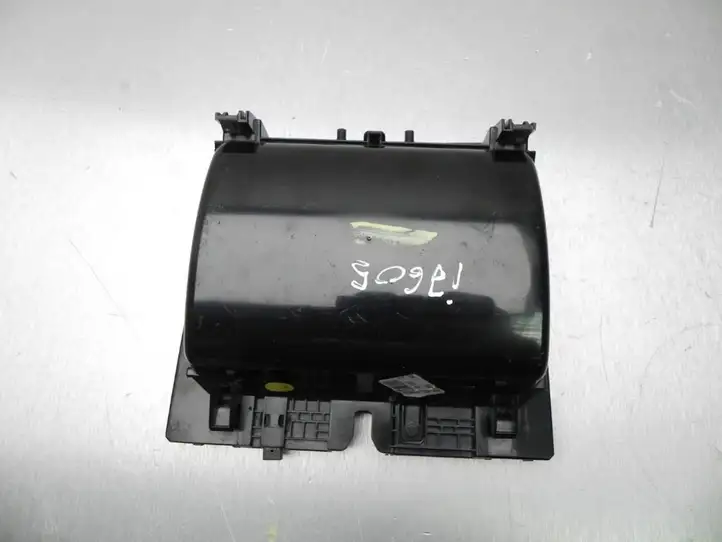 Skoda Octavia Mk3 (5E) (2013 - 2019) 5E2863077B Бардачок в сборе — фото 3