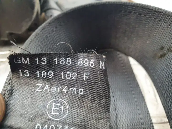 Opel Astra H (2004 - 2009) 13194654N Передний ремень безопасности — фото 2
