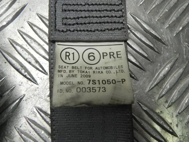 Toyota Prius (XW30) (2009 - 2015) 7S1050P Передний ремень безопасности — фото 3
