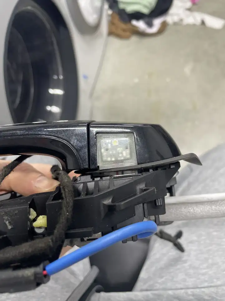 BMW 1 F20 F21 (2011 - 2019) E9XL4 Наружная ручка двери — фото 3