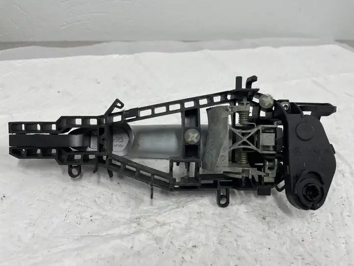BMW 1 F20 F21 (2011 - 2019) Наружная ручка двери — фото 2