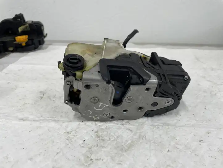 Opel Astra J (2012 - 2015) 13579556 Наружная ручка задней двери — фото 2