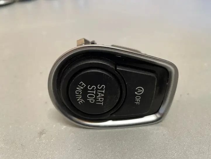 BMW 3 F30 F35 F31 (2012 - 2018) 925073404 Включатель зажигания и стартера — фото 1