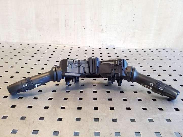 Kia Sorento (2009 - 2014)  202008910 Комплект ручек