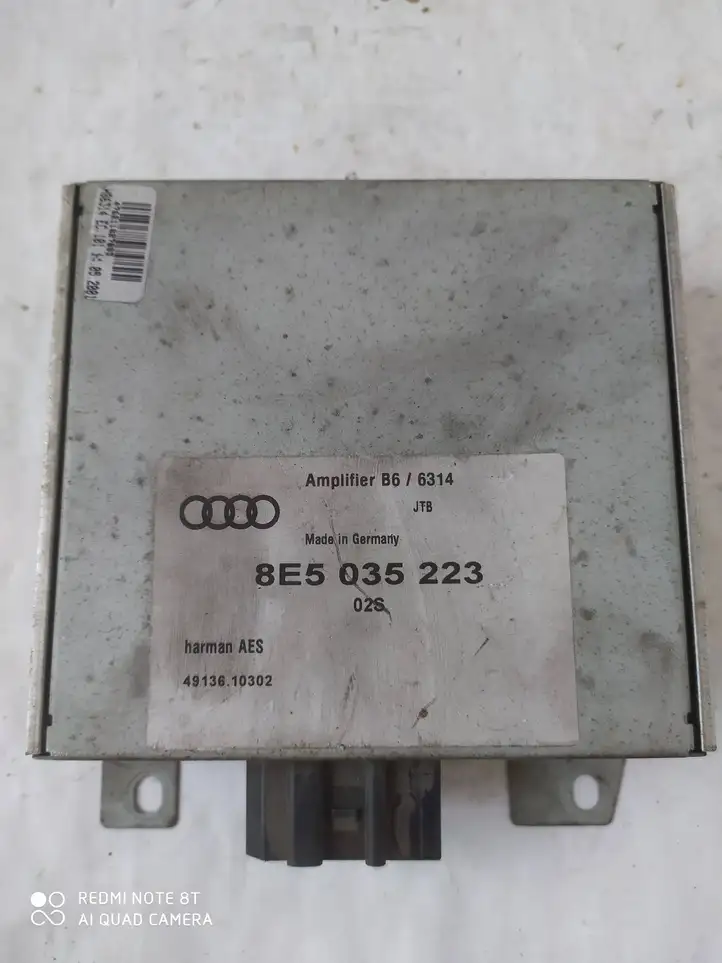 Audi A4 S4 B6 8E 8H (2000 - 2006) 8E5035223 Усилитель звука — фото 1