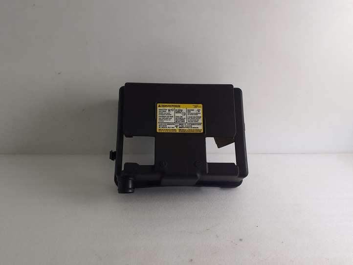 Hummer H3 (2005 - 2010)  15928694 Крышка ящика аккумулятора