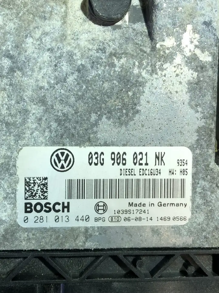Volkswagen PASSAT B6 (2005 - 2010) 03G906021NK Блок управления двигателем (ECU) — фото 3