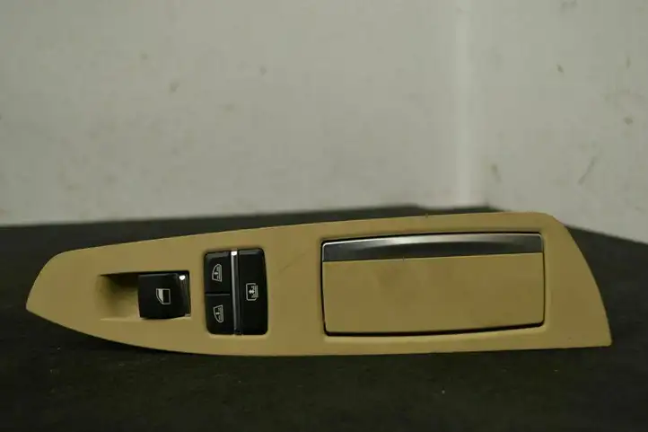 BMW 7 F01 (2008 - 2016) 9204862 Кнопка стеклоподъемников — фото 1