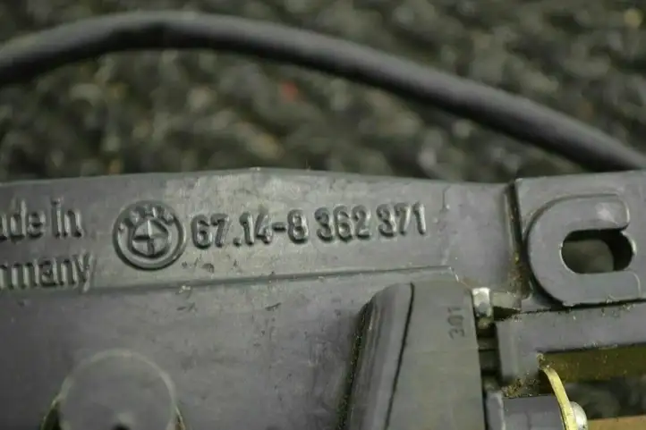 BMW 5 E39 (1996 - 2003) 8362371 Доводчик крышки багажника — фото 2
