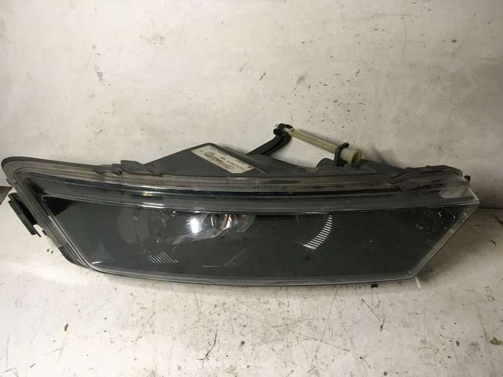 Skoda Rapid (NH) (2012 - 2019)  5JA941700A Передняя противотуманная фара