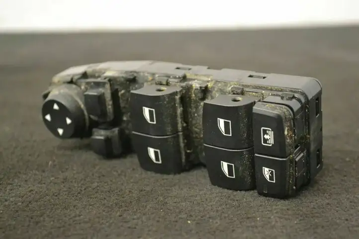 BMW 7 F01 (2008 - 2016) 9258898 Блок кнопок стеклоподъемников — фото 1