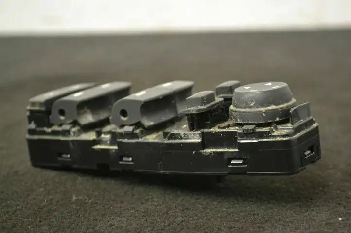 BMW 7 F01 (2008 - 2016) 9258898 Блок кнопок стеклоподъемников — фото 4