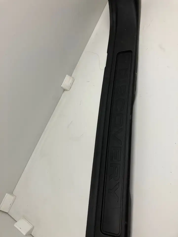 Land Rover Discovery Sport (2014 - 2019) FK7244251AC Внутренняя отделка переднего порога — фото 3