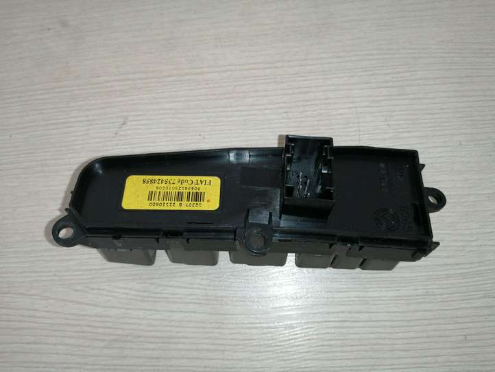 Fiat Bravo (2007 - 2014)  735424858 Блок переключателей