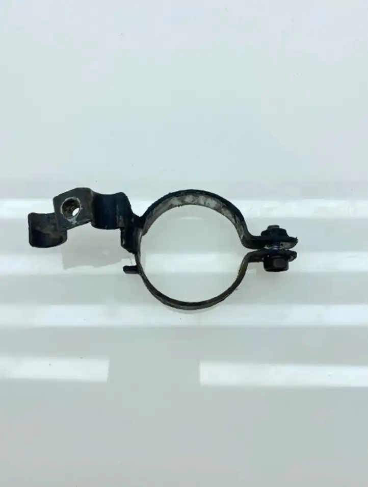 Subaru Outback (2003 - 2007) Кронштейн рулевой колонки — фото 1