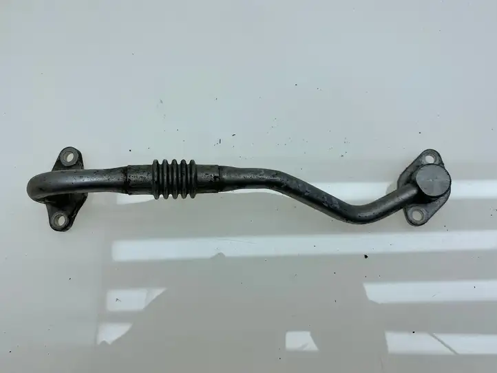 Subaru Legacy (2003 - 2009) Трубка EGR — фото 1