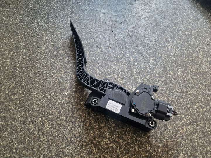 Chevrolet Captiva (2006 - 2011)  20905699 Педаль акселератора