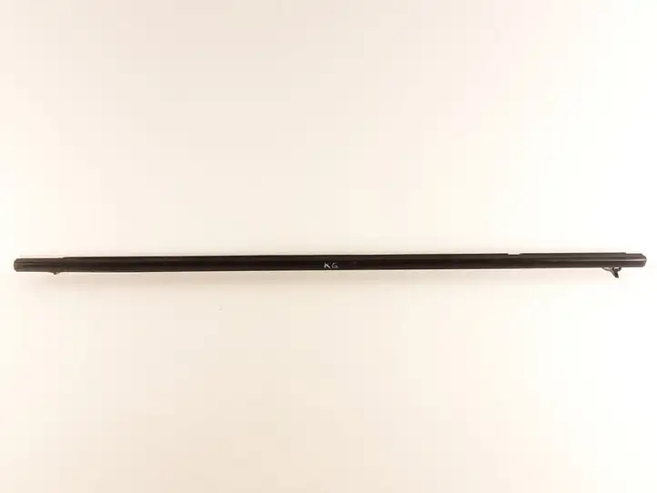 Honda Civic (2006 - 2011) Накладка стекла задней двери — фото 1