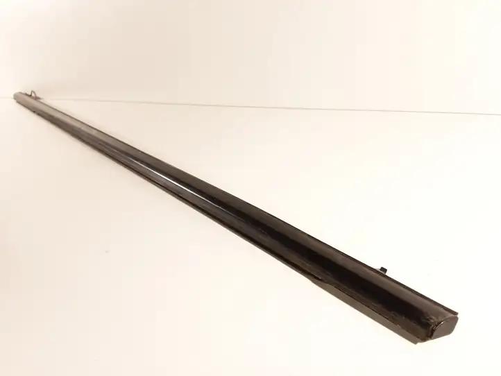 Honda Civic (2006 - 2011) Накладка стекла задней двери — фото 4