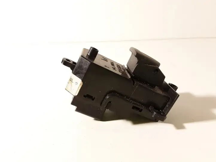 Honda Civic (2006 - 2011) M31537 Кнопка стеклоподъемников — фото 3