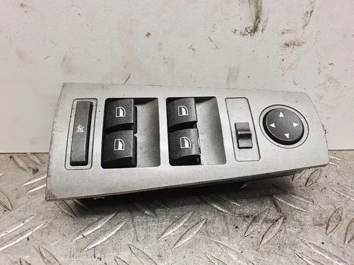 BMW 7 E65 E66 (2001 - 2008) 6943057 Кнопка стеклоподъемников — фото 1