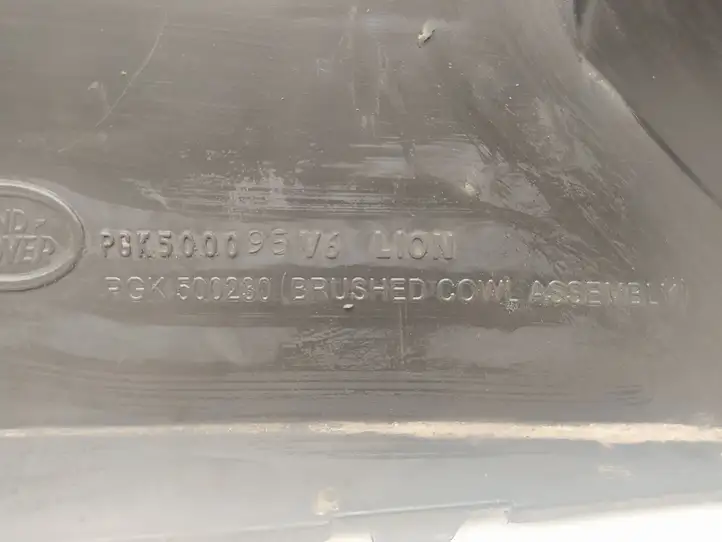 Land Rover Range Rover Sport L320 (2005 - 2009) PGK500095 Дефлектор воздуха — фото 5