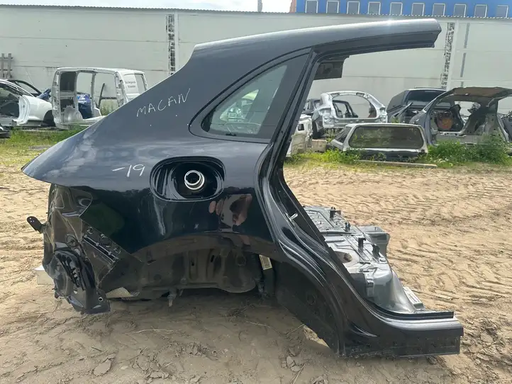 Porsche Macan (95B) (2019 - ) Задняя часть кузова — фото 7