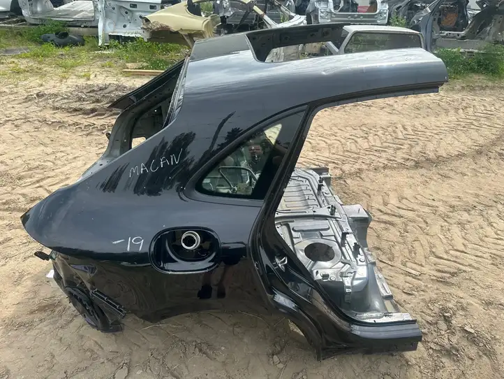 Porsche Macan (95B) (2019 - ) Задняя часть кузова — фото 24